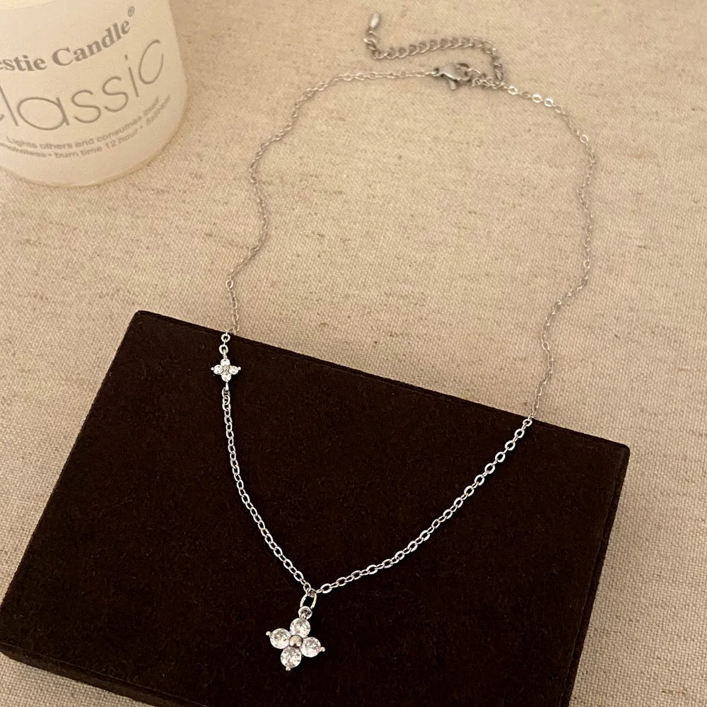 2025 New Crystal Flower Stainless Steel Bracelet Women Fashion Personality Korean Bracelet Jewelry Accessories Anniversary Gift