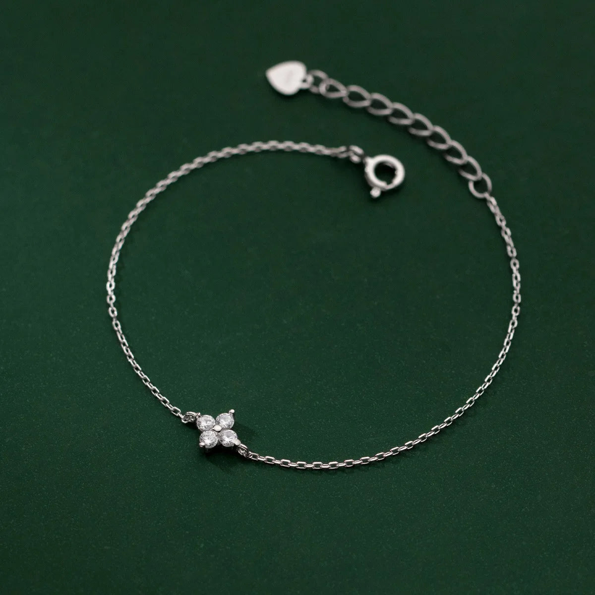 2025 New Crystal Flower Stainless Steel Bracelet Women Fashion Personality Korean Bracelet Jewelry Accessories Anniversary Gift