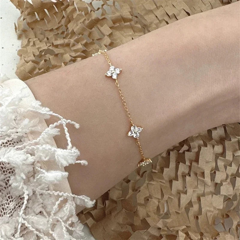2025 New Crystal Flower Stainless Steel Bracelet Women Fashion Personality Korean Bracelet Jewelry Accessories Anniversary Gift