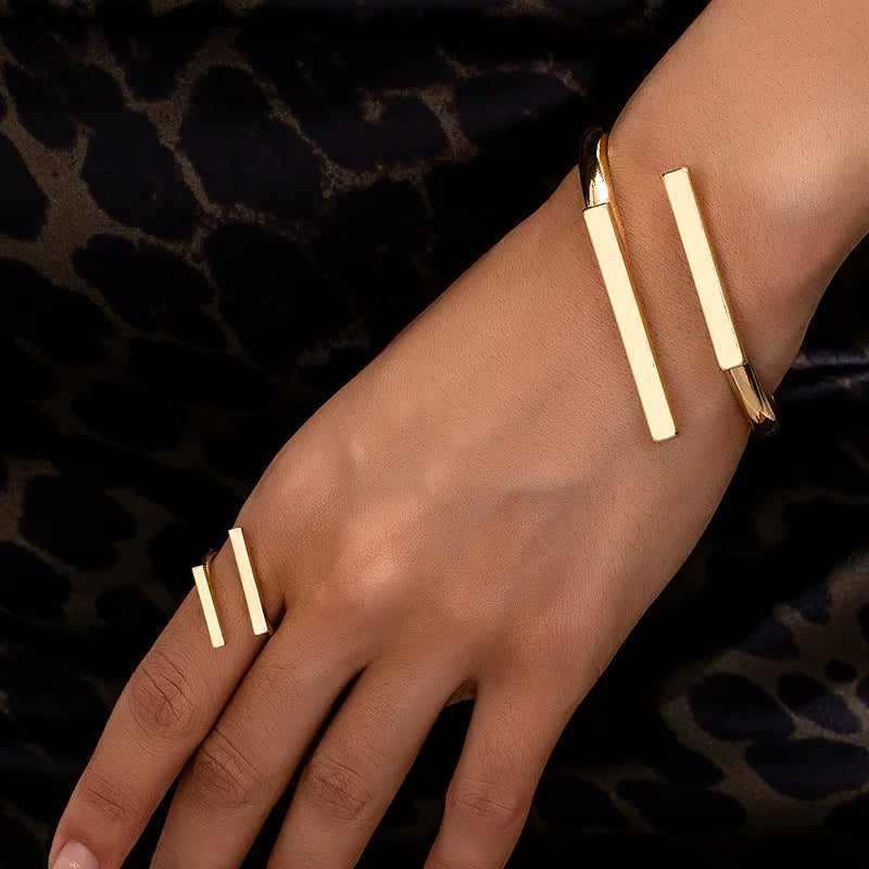 2pcs New Fashion Simple Design Geometric Open Bracelet Ring Set, Women's Personalized Trend Holiday Party Accessories Gifts